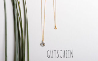 Möchtest du einen Gutschein verschenken? Bei unserer großen Auswahl ist für jeden Geschmack und Geldbeutel der passende Schmuck dabei