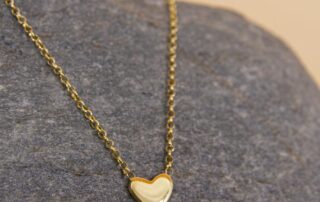 Goldene Herzkette. Integrierter Anhänger. Material Silber, Gold plattiert.