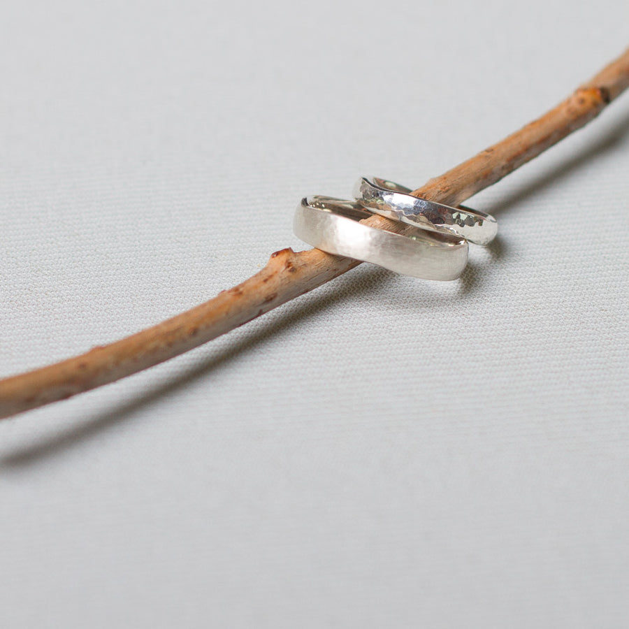 Trauring Silber & Hammerschlag